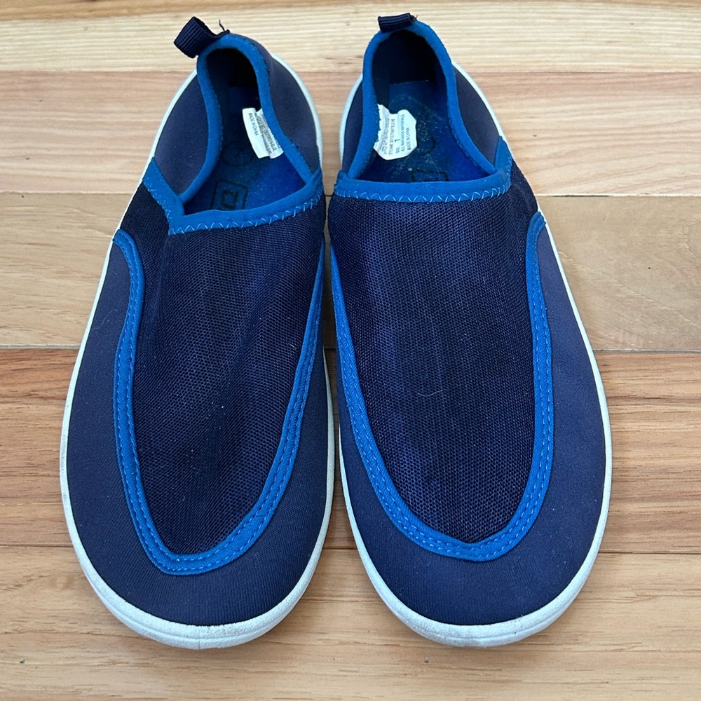 DBX Blue Water Shoes